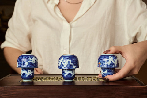 How to Curate the Perfect Christmas Gift Hamper: Theme, Balance, and Personal Touch with Tea Culture Club