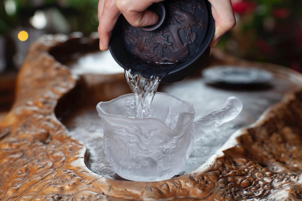 How to Personalise Tea Gifts: Match Flavour, Mood, & Recipient