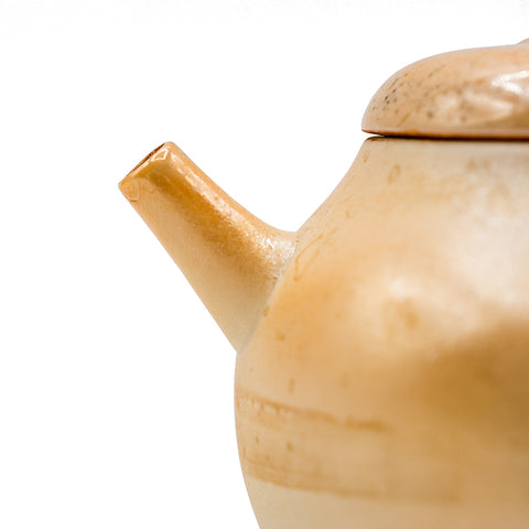 Pear-Shaped Pot Dehua Woodfired Teapot # 94921