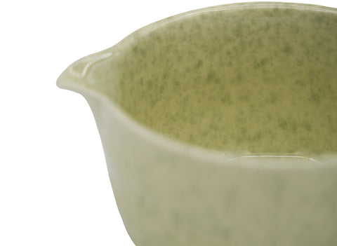 Speckled Green Matcha Bowl with Spout – Ceramic Tea Bowl for Easy Pouring # 93982