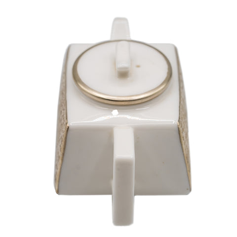 Théière en porcelaine fine Dehua avec revêtement en argent et gravure # 94327