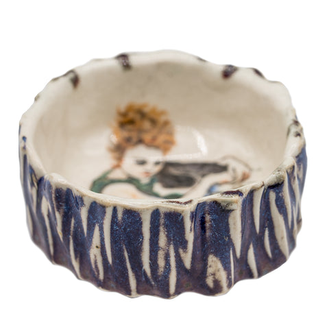 Met de hand beschilderde keramische kom met vrouw- en kattenmotief # 94349