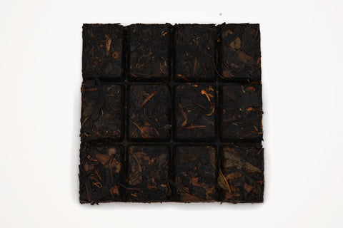 Tongguan Hong Cha (Black Tea Brick) 100g