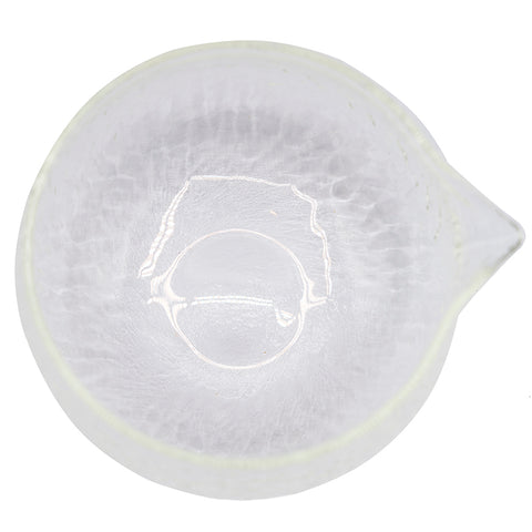 Bol à matcha en verre texturé avec bec verseur # 94714