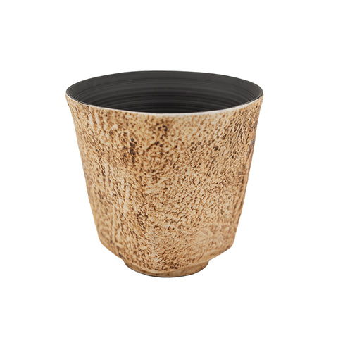 Wide-Rim Tea Cup with Auspicious Cloud Design # 94418