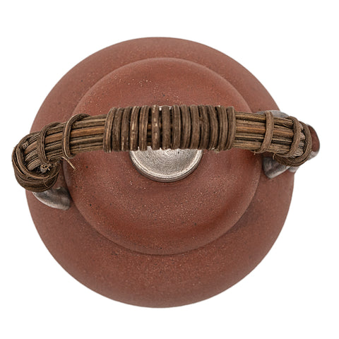 Théière en argile rouge avec poignée en rotin # 94435