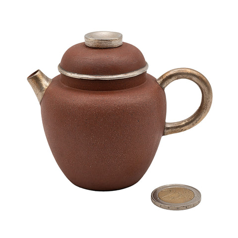 Théière en forme de perle émaillée rouge avec accents argentés # 94434