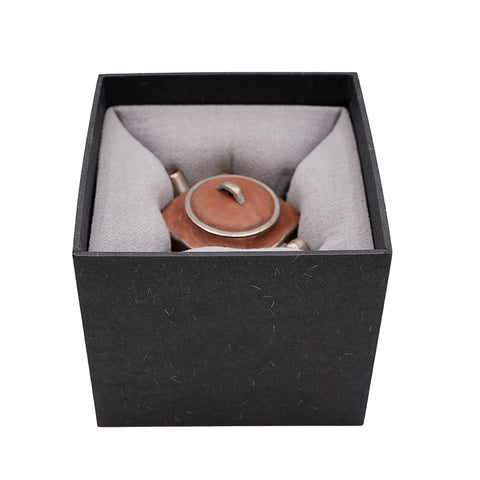 Théière carrée en argile rouge # 94436