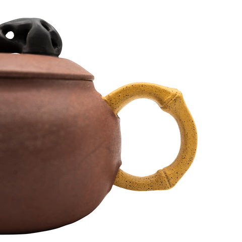 Théière en argile rouge avec poignée en bambou et couvercle en pierre Taihu # 94423