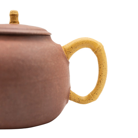 Petite théière en argile rouge avec motif bambou # 94424