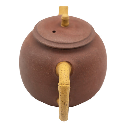 Petite théière en argile rouge avec motif bambou # 94424