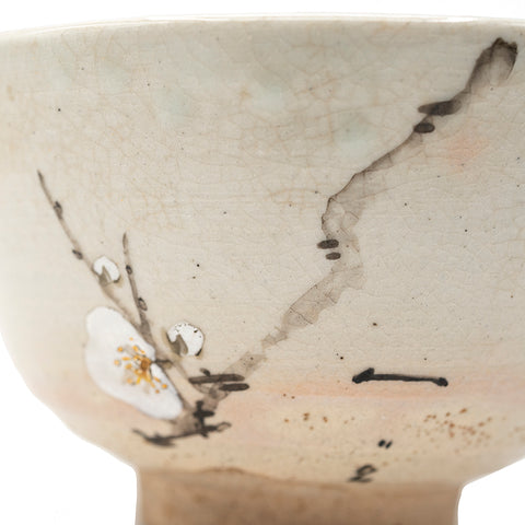 Met de hand beschilderde Matcha Chawan met pruimenbloesemmotief # 94763