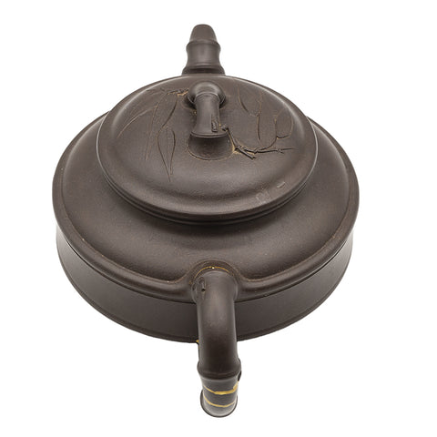 Yixing theepot met bamboe handvat, nietjes en kintsugi # 95107
