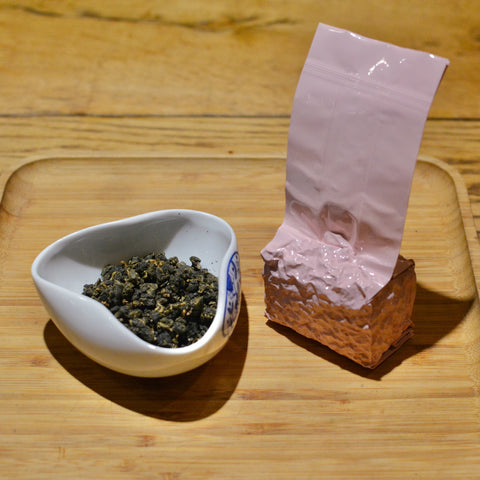 Dongding Huaxiang Oolong
