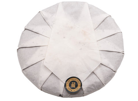 Fuding Lao Bai Cha (Moychay collection aged Shou Mei white tea from Fuding, Fujian province, 2016), 357g cake