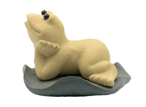 Lying Frog  Teapet # 91059