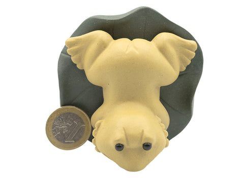 Lying Frog  Teapet # 91059
