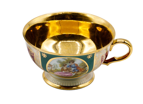 Tasse à thé en porcelaine avec la soucoupe  # 93838