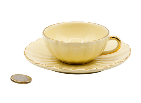 Theekopje met schoteltje, keramiek # 93844