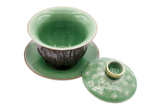Gaiwan prune et vert avec couvercle texturé  # 93443, 140 ml