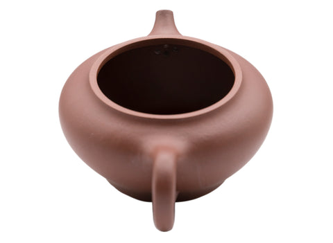 Flat rhyme Yixing teapot # 91224 210 ml