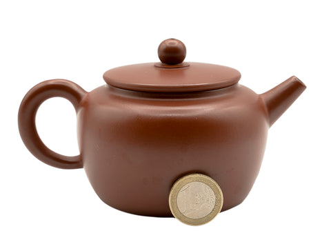 Ping Ge Dezhong Yixing teapot # 91244 230 ml