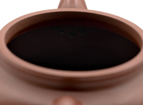 Antique Yixing teapot # 91247 230 ml