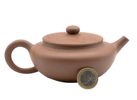 Mulberry Yixing teapot # 91254 210 ml