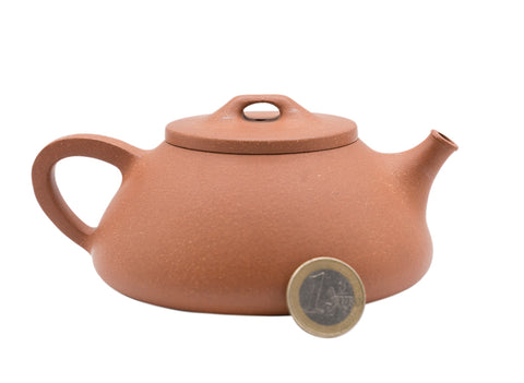 Fish mouthstone scoop Teapot # 91347 250 ml