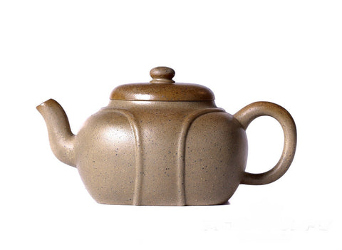 Teapot # 21669, yixing clay, wood firing, 170 ml.