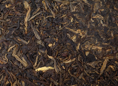 Qin Bing, pecipe 7542 (2003), aged sheng puer, 340 g