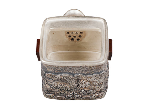 Théière carrée en argile argentée avec dragon et incrustations en bois rouge # 94468