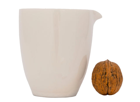 Gundaobey # 39649, porcelain, 180 ml.