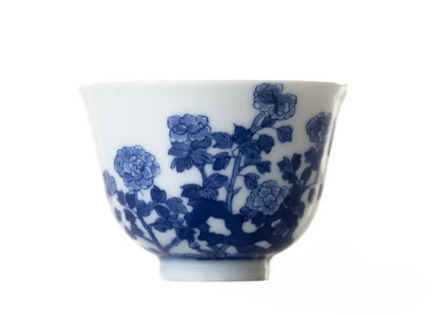 Cup # 26272, Jingdezhen porcelain, hand painting, 65 ml.