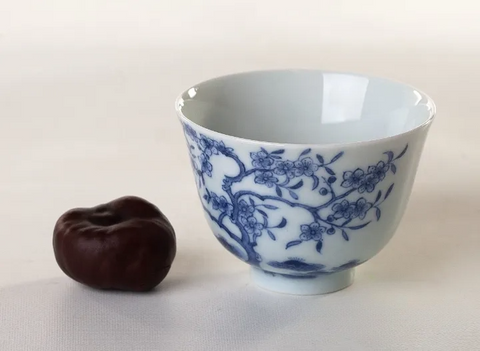 Tazza n. 26271, porcellana di Jingdezhen, pittura a mano, 65 ml.
