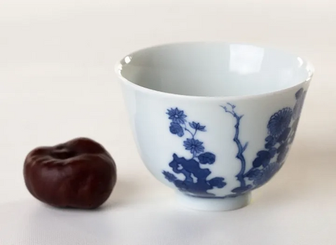 Tazza n. 26263, porcellana di Jingdezhen, pittura a mano, 65 ml.