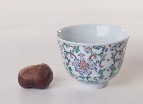 Beker # 26250, Jingdezhen-porselein, handbeschilderd, 65 ml.