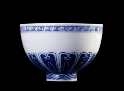 Cup # 26240, Jingdezhen porcelain, hand painting, 95 ml.