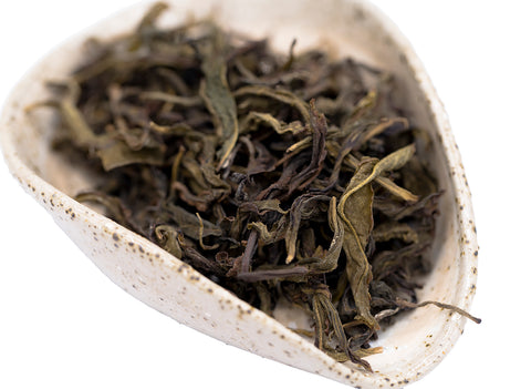 Bai Ji Guan Yan Long (Wuyi rock oolong)