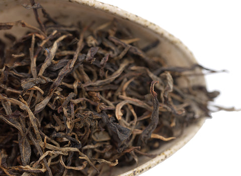 Roter Vietnam-Rotwein, halbfermentiert (März 2023)