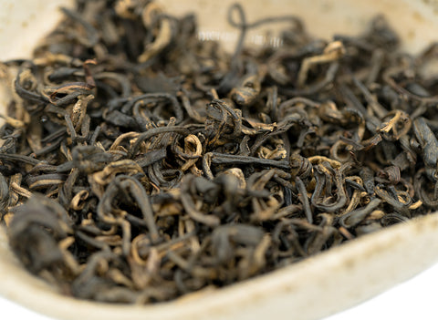 Thé noir rouge torréfié du Vietnam (26.03.2023, 10 heures fermenté)