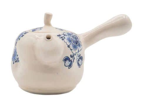 Kyusu teapot # 90472, Delft blue handpainted by Delft Blue master