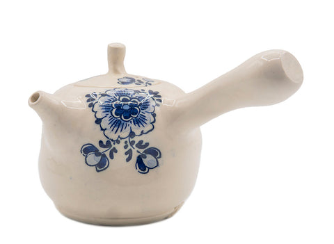 Kyusu teapot # 90472, Delft blue handpainted by Delft Blue master