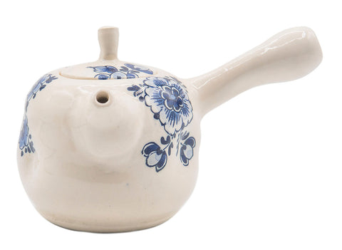 Kyusu teapot # 90472, Delft blue handpainted by Delft Blue master