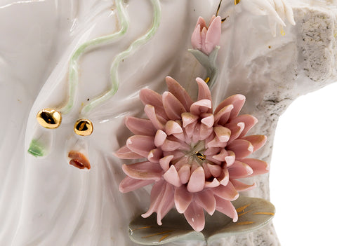 Vintage porcelein statue #90372