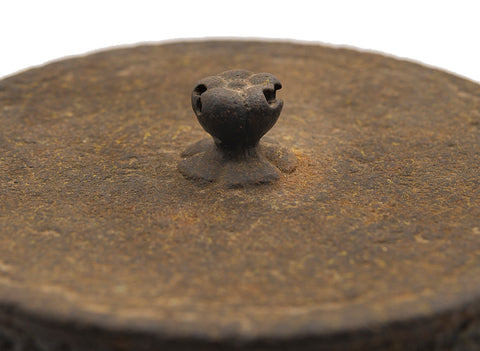 Vintage tetsubin teapot #90354