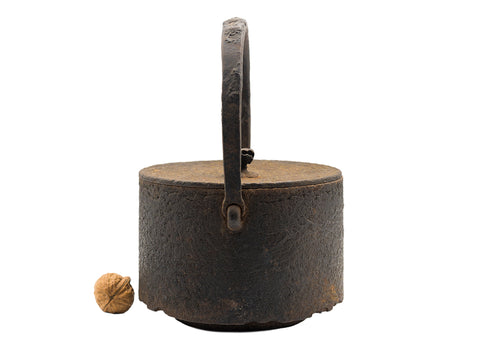 Vintage tetsubin teapot #90354