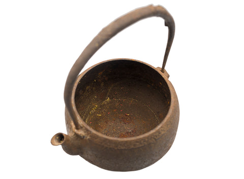 Vintage tetsubin teapot #90356