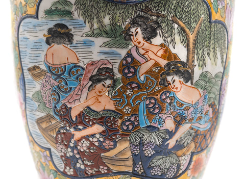 Chinese vase #90310, vintage, handpainted