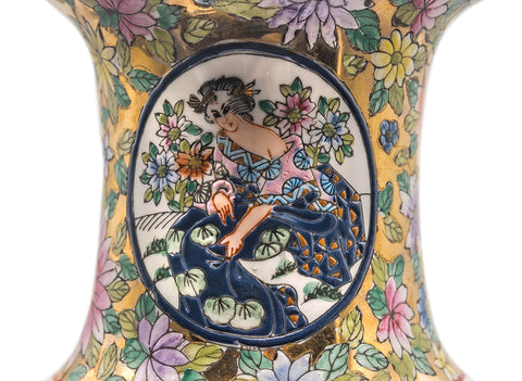 Chinese vase #90310, vintage, handpainted